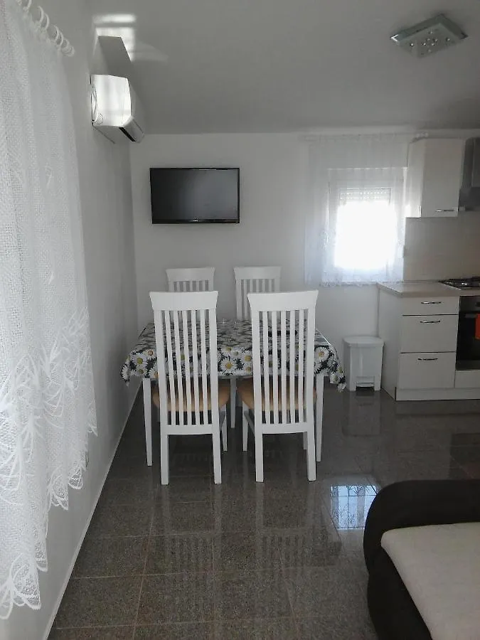 Apartments By The Sea Pag - 11778 파그
